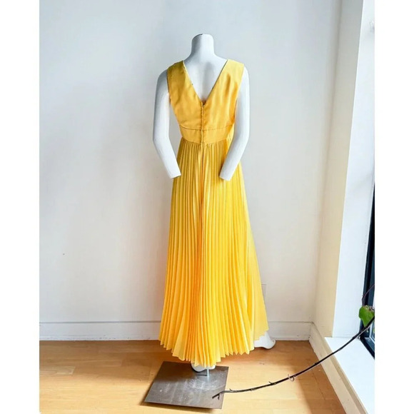 Vintage Murray G Bright Yellow Beaded  Empire Waist Pleated Maxi Gown M - Picture 5 of 6